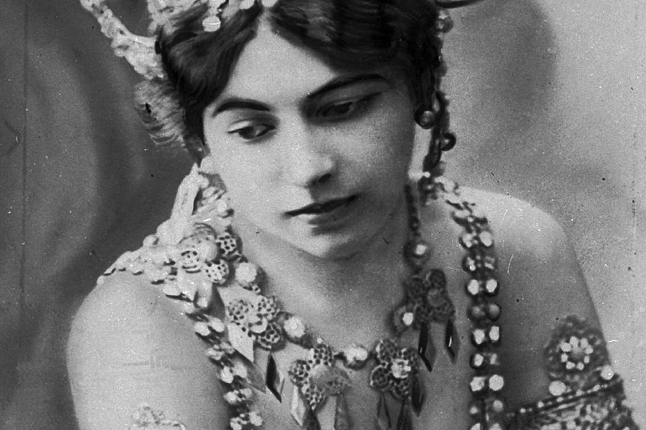 Mata Hari: Plattfüße, na und?