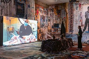 Jon Rafman, Main Stream Media, Ausstellungsansicht, Kunstsammlung ­Nordrhein-Westfalen 2026. Foto: Linda Inconi-Jansen 