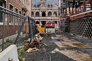 »Das beschädigt das gesamte Projekt«: Miqua-Bauruine auf dem Rathausplatz