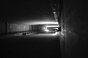 Licht am Ende des Tunnels: Brückenmusik in der Deutzer Brücke Foto: Brückenmusik