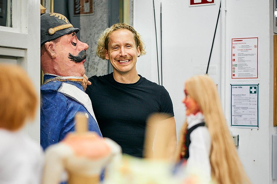 Foto: Thomas Schäkel / Stadtrevue Lässt die Puppen tanzen: Flo Peil