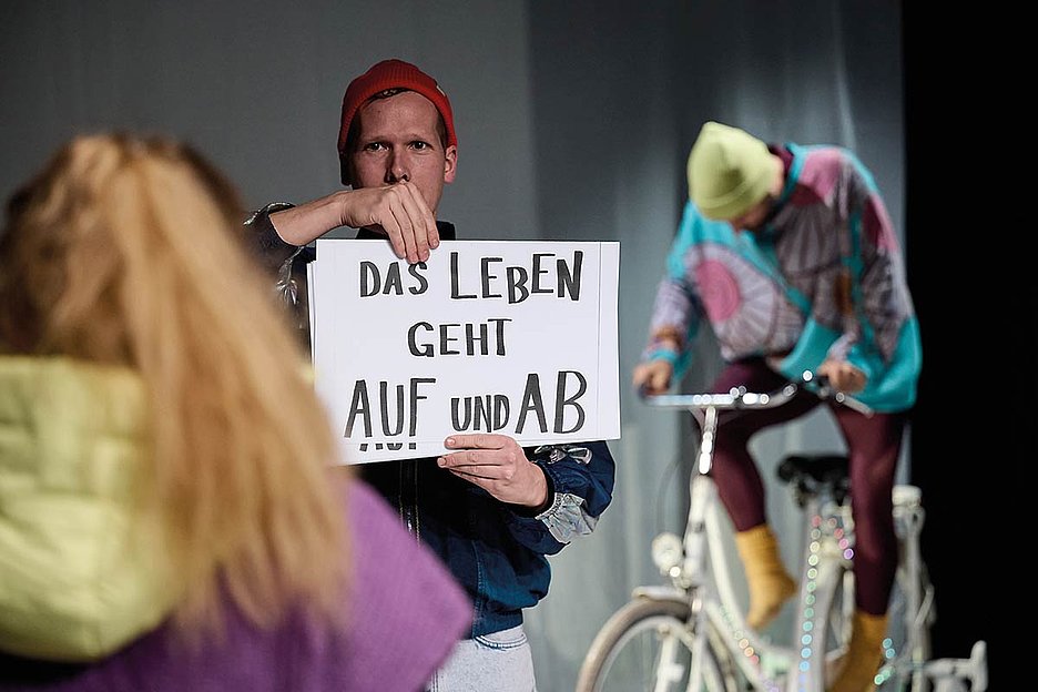 Foto: Ana Lukenda Knüpfen sich Sibylle Berg vor: Import Export Kollektiv; Foto: Ana Lukenda