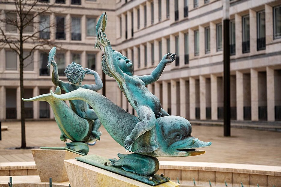 Darf es ein bisken mehr sein? Der Arno Breker Brunnen