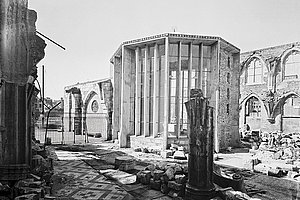 Ein achteckiges Haus für die Madonna: Böhms Kapelle, geweiht am 6. Januar 1950 © Rheinisches Bildarchiv Köln