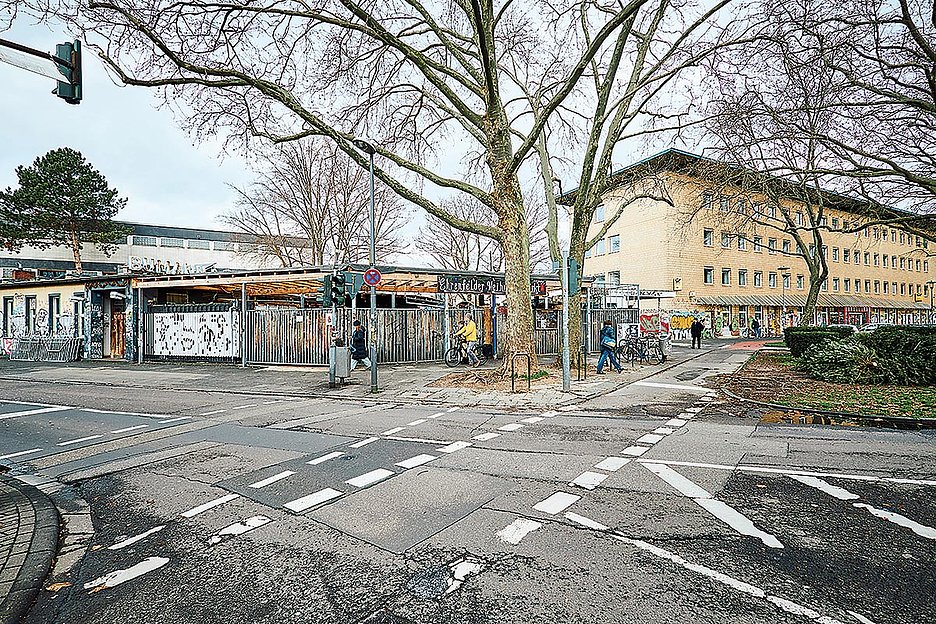 Bumann & Nachbar: Ehrenfeldgürtel, ausnahmsweise bei Tag