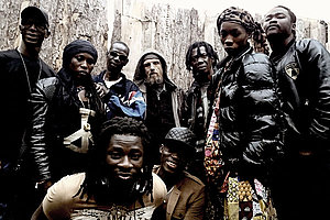 Globale Polyphonie: Ndagga Rhythm Force