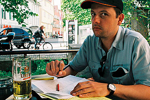 Arbeit an »Glückliche Nichtstuer«: Konstantin Faigle, Foto: Maximilian Erbacher