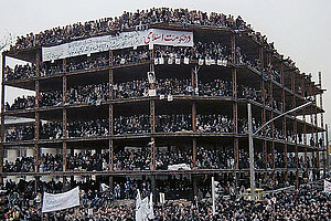 Proteste in Teheran: Die Revolution frisst ihre Sprache