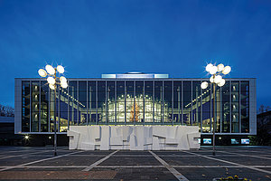 Theater als kultureller Ort für alle: Versuche der Öffnung; Foto: A. Lechtape/Bildarchiv Marburg