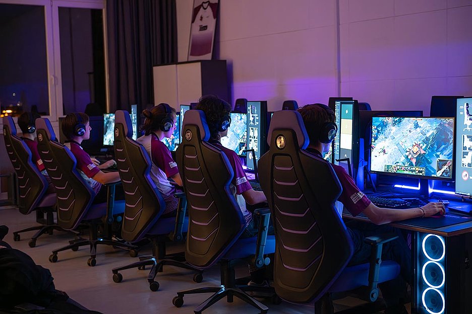 © Dominik Leschtschow Das »League of Legends« eSports-Team: »Jugendzentrum.digital« © Dominik Leschtschow