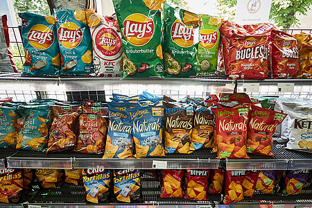 Leistungsschau der Lebensmittelchemie: Chips im Supermarkt