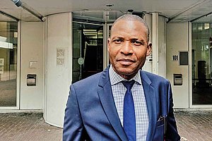 »Die Stadt sollte ein Signal setzen«: Eli Abeke, Foto: Christian Werthschulte