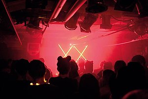Tor zum Glück: Party von Schleuse Eins