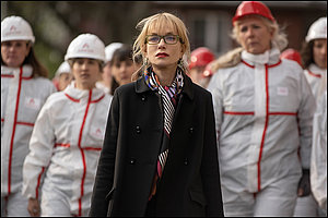 Lippenstift als Waffe im Arbeitskampf: Isabelle Huppert als Maureen Kearney © Guy+Ferrandis /LeBureauFilms /Heimatfilm
