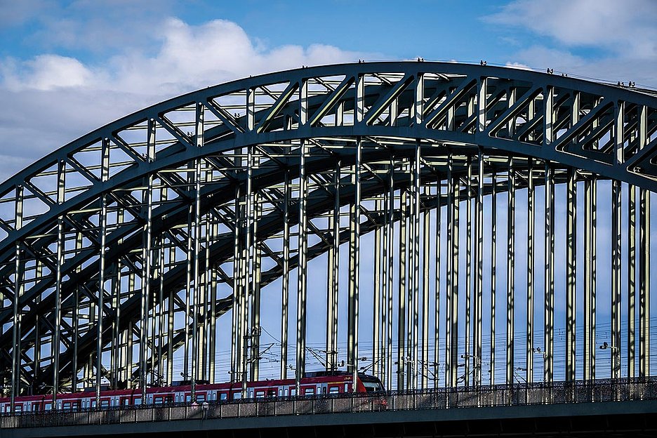 © Dörthe Boxberg / Stadtrevue Ikonisch: Hohenzollernbrücke