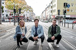 Sammeln Wunschlisten für Köln: Kathrin Krienke, Tassilo Morino und Christian Wild von Hohenborn von »Senf.Koeln« auf der Zülpicher Straße