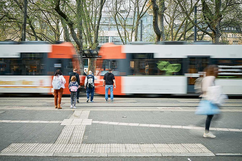 »Wir müssen das auch mal visionär betrachten«: KVB-Haltestelle am Neumarkt  