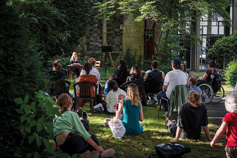 Foto: Dörthe Boxberg / Stadtrevue Schreibseminar abseits des Seminarraums: Kunsthochschule für Medien
