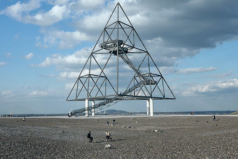 Naherholung statt Knochenarbeit: Tetraeder im Emscherpark