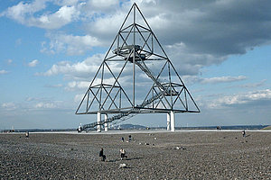 Naherholung statt Knochenarbeit: Tetraeder im Emscherpark