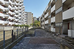 Die Renovierung geht voran: GAG-Häuser in Chorweiler