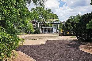 Gut Ding will Weile haben — Parkcafé im Rheinpark