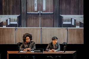 »Justitia!« von Gin Müller: Identitätspolitik im Theater  
