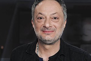 Als Führerfigur zum Glück ­untauglich: Feridun Zaimoglu; © picture alliance / Horst Galuschka/dpa