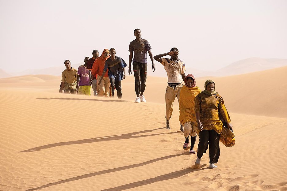 © Greta De Lazzaris / X Verleih AG.tif Mustapha und Seydou auf dem Weg durch die Sahara in »Ich Capitano« © Greta De Lazzaris / X Verleih AG.tif