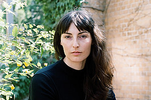 Blickt jenseits der Klischees: Saskia Vogel
