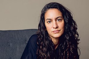 Teil der Geschichte: Maryam Aras, Foto: Robin Baltke