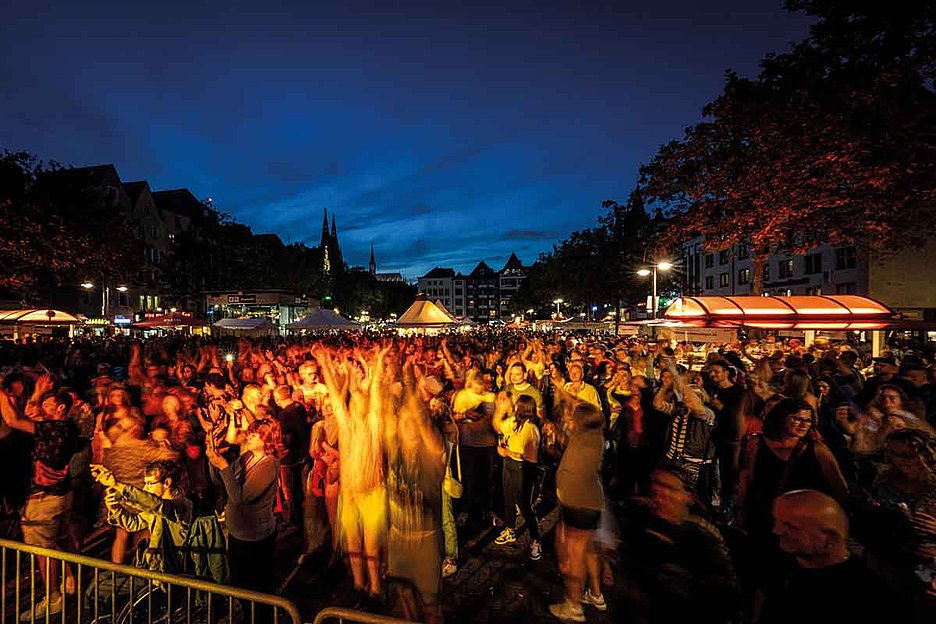 Alltag in Ballermann-City: Altstadtfest am Heumarkt