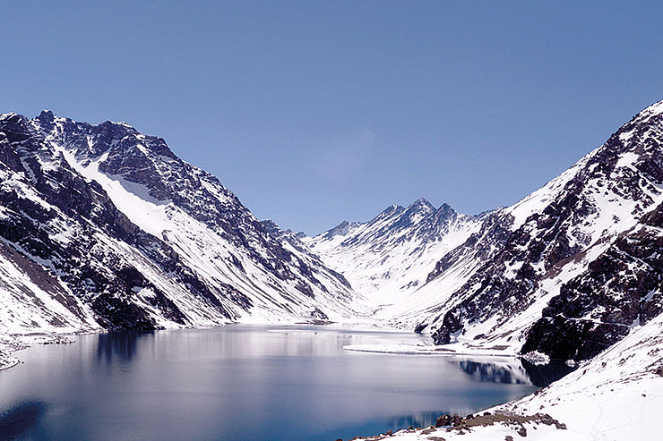 Geografie als Schicksal: Bergsee in den chilenischen Anden