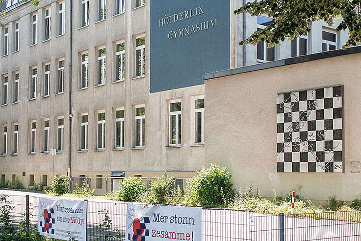Kein Turm für Hölderlin: Gymnasium an der Graf-Adolf-Straße