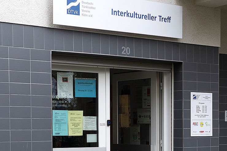 Eingang zum Interkulturellen Zentrum in Chorweiler
