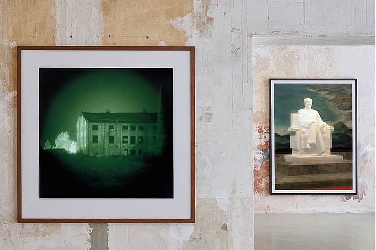 Über Macht und Manipulation von Bildern: Die Ausstellung »Dispersion«  von Thomas Ruff im KAT_A, © Lars Behrendt
