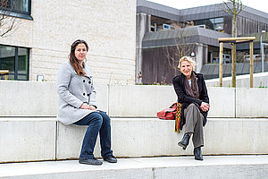 Fordern Gesundheitsschutz und Bildungsgerechtigkeit: Nathalie Binz und Elisabeth Linge von der Stadtschulpflegschaft, Foto: Jennifer Rumbach