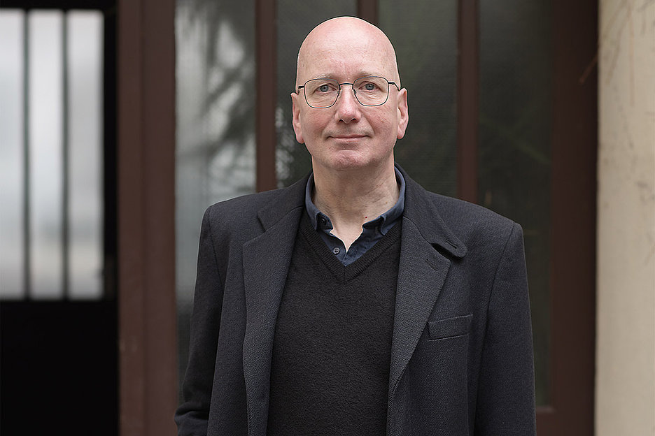 Raum-Zeit-Kontinuator: Tom Holert