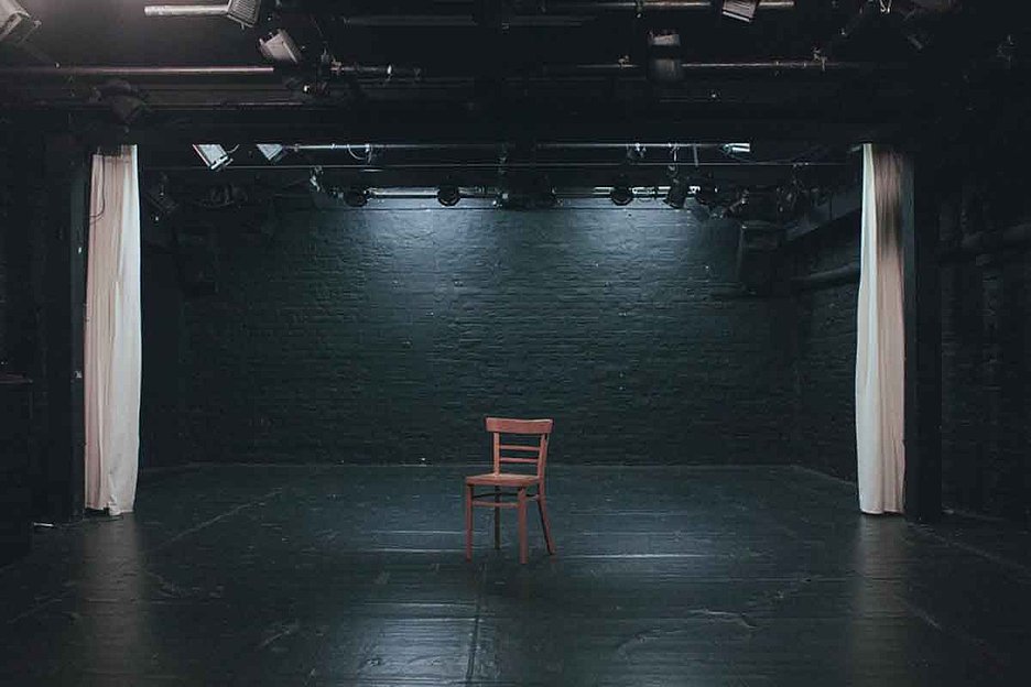© Etzel Theater im Bauturm Platz für Fantasie ist in der kleinsten Hütte, © Etzel Theater im Bauturm