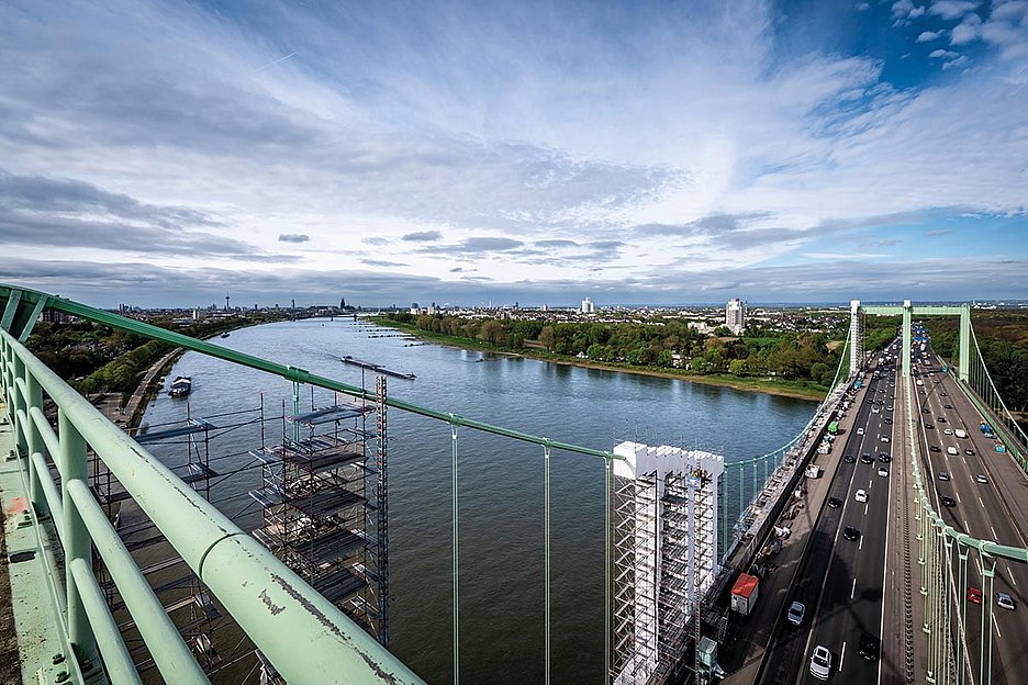 © Dörthe Boxberg / Stadtrevue Kölns Brooklyn Bridge: Rodenkirchener Brücke