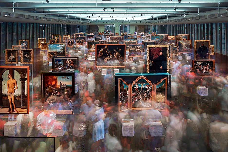 Foto: Michael Wesely Michael Wesely, Abertura, Pinacoteca MASP (19:01–23:09 Uhr, 10.12.2015), © VG Bild-Kunst, Bonn 2024, Foto: Michael Wesely