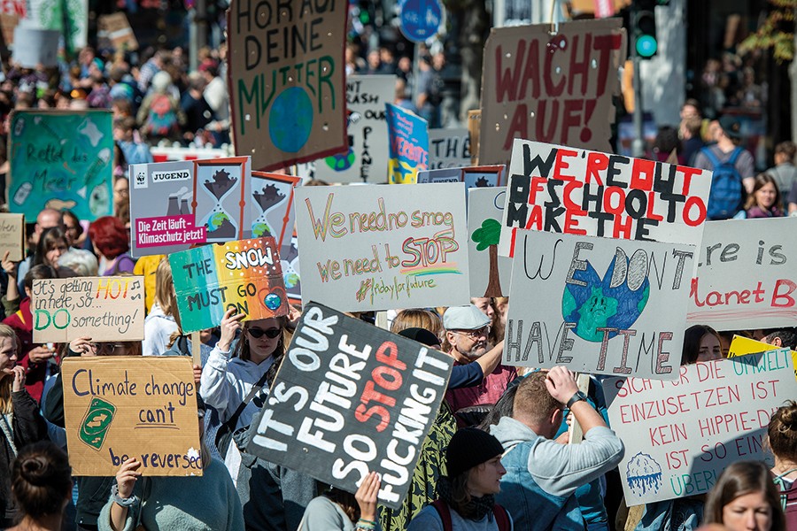 Foto: Dörthe Boxberg/Stadtrevkue Rund 70.000 Menschen protestieren allein in Köln am 20. September für mehr Klimaschutz
