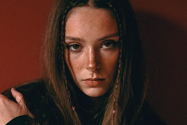 Foto: Phoebe-Fox Im Kontext von Jon Mitchell: Le Ren | Foto: Phoebe-Fox