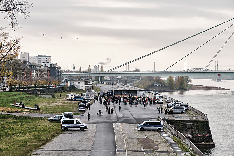 Foto: Thomas Schäkel / Stadtrevue Worst Sitzung ever: »Karneval der Liebe« an der Deutzer Werft