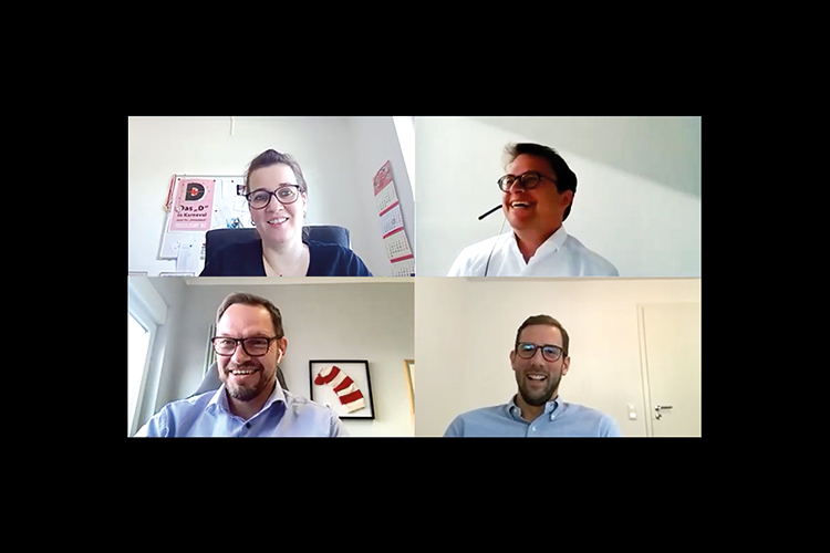 Trifolium mit Pressesprecherin: Björn Braun, Sven Oleff und Gereon Glasemacher mit Tanja Holthaus vom Festkomitee