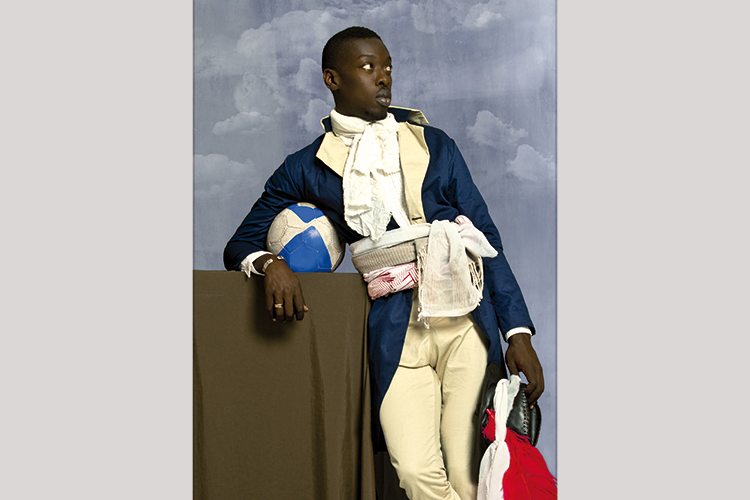 © Omar Victor Diop, Courtesy Galerie MAGNIN-A, Paris Omar Victor Diop, »Jean-Baptiste Belley«, 2014, © Omar Victor Diop, Courtesy Galerie MAGNIN-A, Paris
