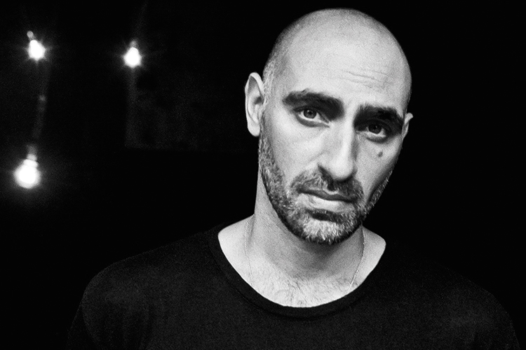 Ungeplant auf dem Ambient-Floor: Len Faki