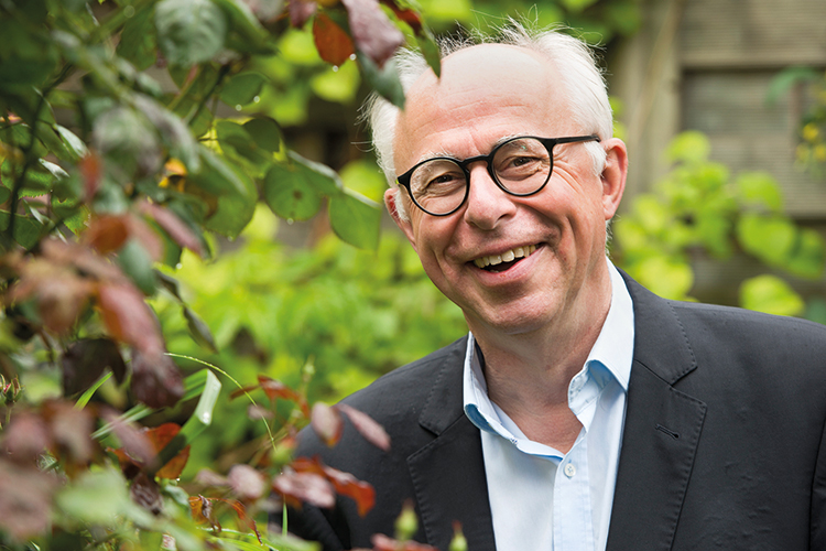 Foto: Dörthe Boxberg / Stadtrevue Kuckuck, hier bin ich! — Linke-Fraktionschef Jörg Detjen tritt gegen OB Reker an