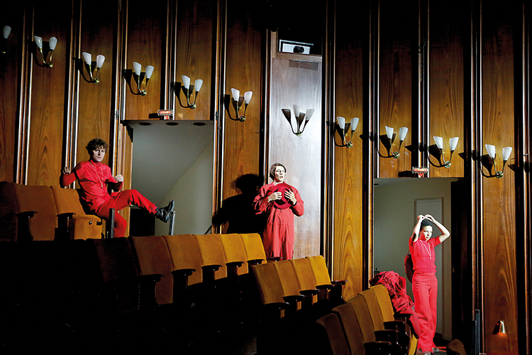 Kennen ihren Todeszeitpunkt: »Die Befristeten« in Bochum, Foto: Birgit Hupfeld 