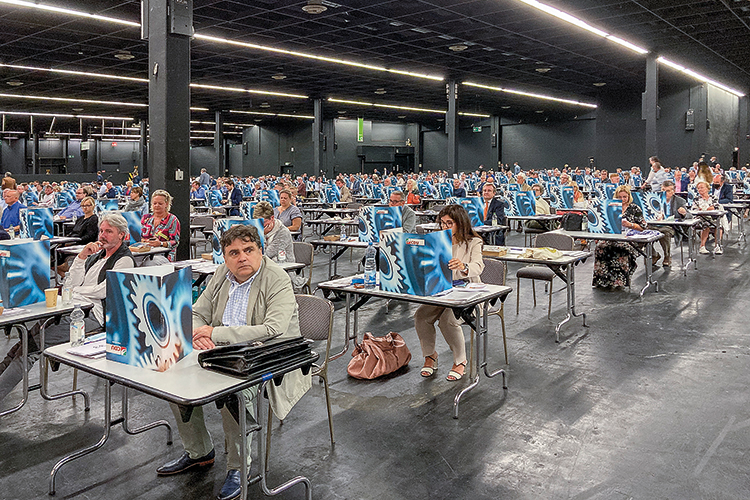 Foto: Christian Werthschulte Blick in die Seele der CDU: Parteitag in der Koelnmesse